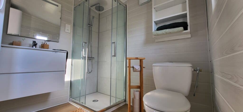 tiny-house-intérieur-salle-de-bain-gabriel